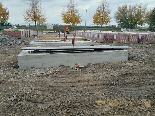 druhá dekáda října 2025