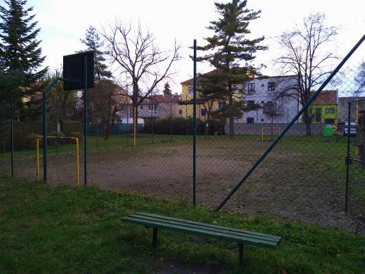 Projekt "Sousedský dvůr"