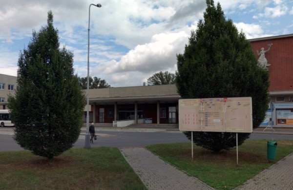 Stávající tabule nástupišť