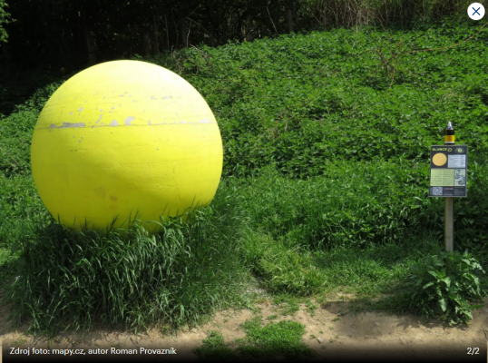 ilustrativní foto z planetární stezky údolím Vltavy