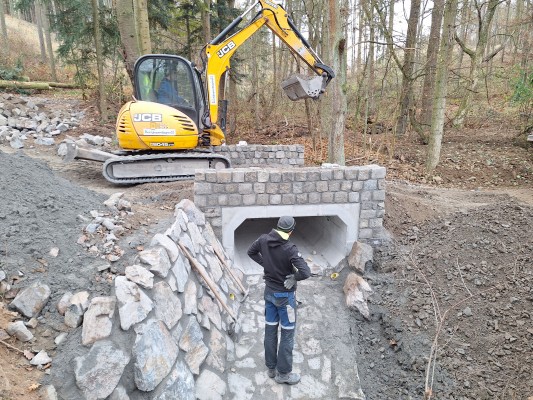 druhá dekáda listopadu 2024