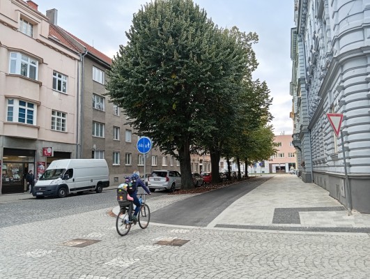 první dekáda října 2025