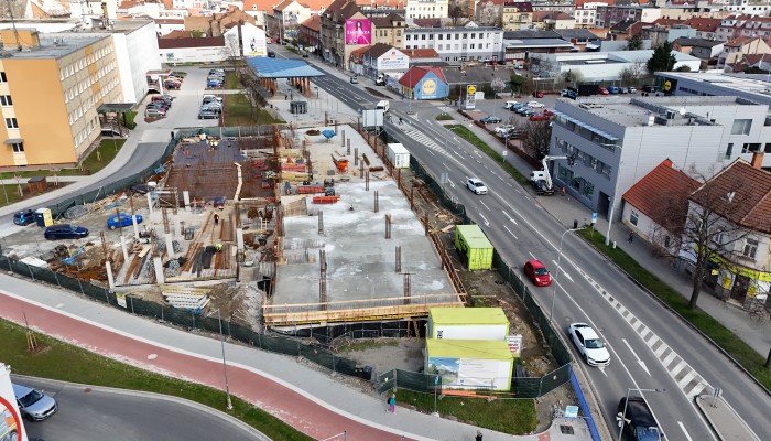 Dopravní terminál Újezd včetně parkovacího domu