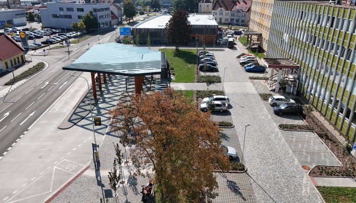 Dopravní terminál Újezd včetně parkovacího domu