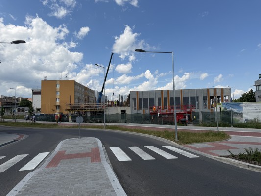 Parkovací dům - třetí dekáda června 2026