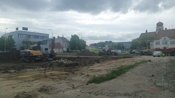 Parkovací dům - první dekáda května 2025