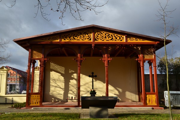 leden 2023 - zvonice z areálu hřbitova