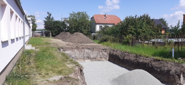 červen 2023