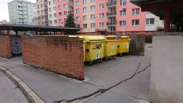 Stávající stav kontejnerů