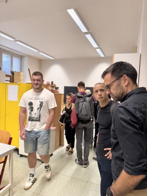 Návštěva studentů Ústavu architektury FAST učeben výtvarného oboru