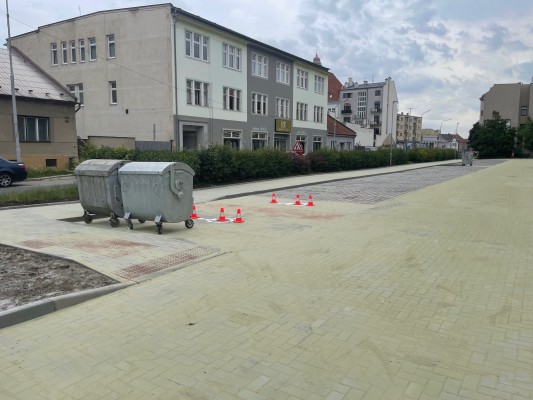 dokončení parkoviště