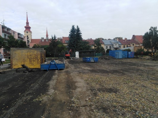 Říjen 2021