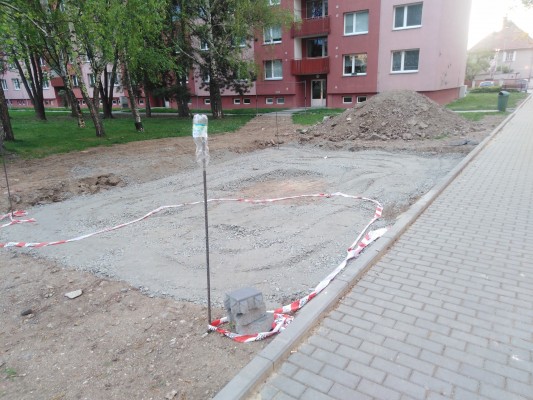 květen 2022