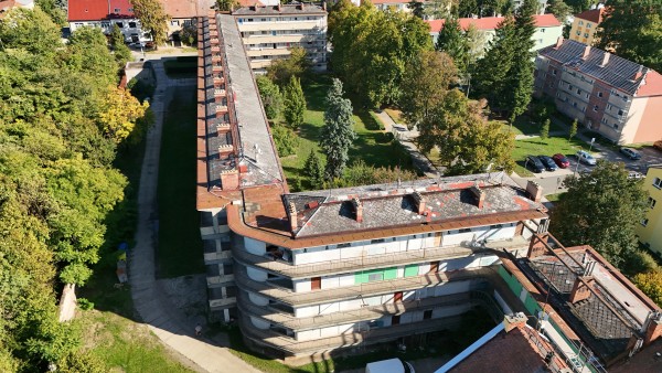 říjen 2026