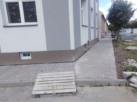 poslední dekáda června 2023
