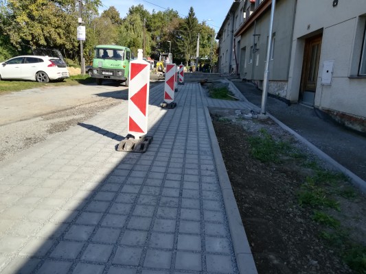 říjen 2021