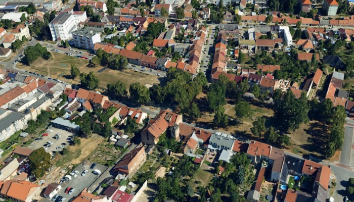 Revitalizace Husova náměstí
