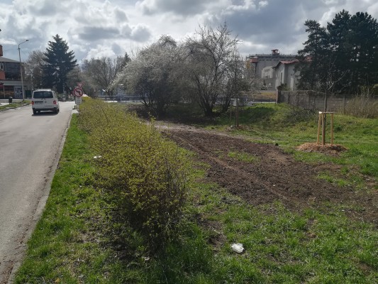 plocha budoucího parkoviště