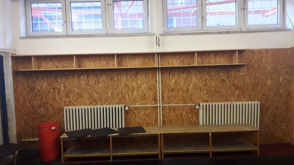 Stávají stav šatny hostů 1