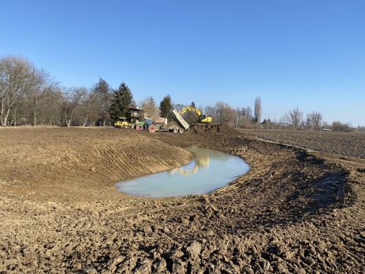 Dokončování tůně - "klobásy"
