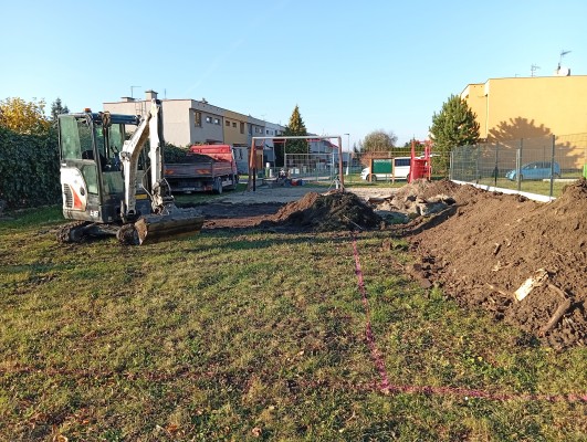 foto 6. listopadu 2025 - zahájení zemních prací