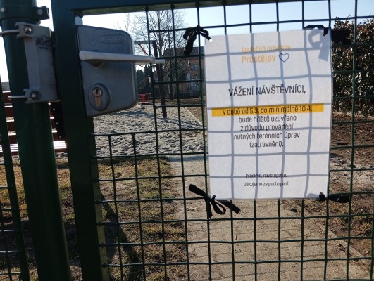 uzavření hřiště v době od 5.3. do 10.4.2026