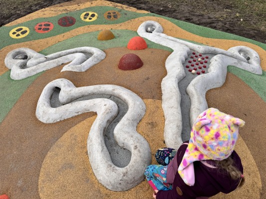 konec listopadu 2025