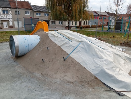 foto 1. listopadu 2025 - příprava kuličkových drah