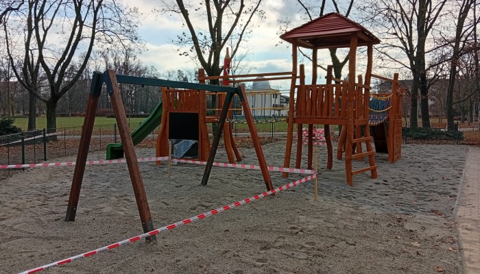 Dětské hřiště v Kolářových sadech - úprava