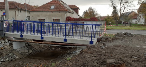 říjen 2022