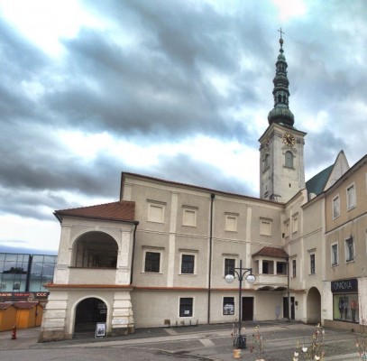 Pohled na muzeum od radnice