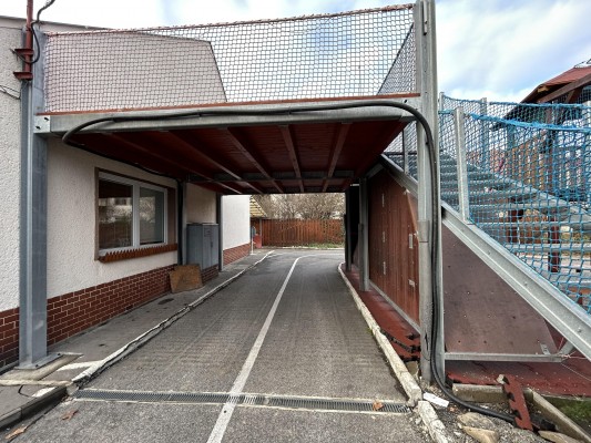 třetí dekáda listopadu 2025