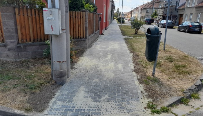 Oprava chodníků 2023 - část Čechovické ulice