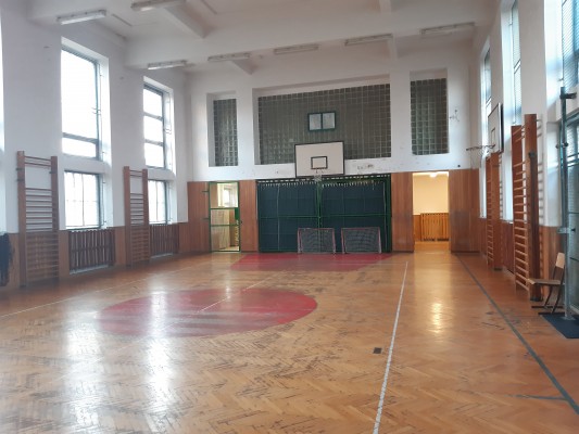 původní stav tělocvičny