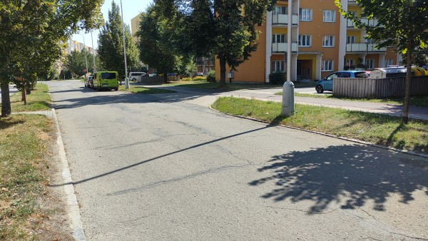 komunikace sídl. Svobody směrem k ulici Jungmannova