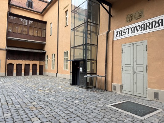 studna s pošlapovým sklem - listopad 2024