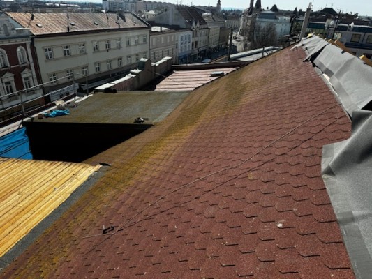 třetí dekáda března 2024