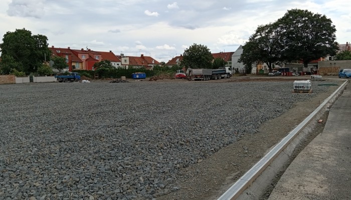 Rekonstrukce sportovního areálu RG a ZŠ Otto Wichterleho